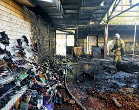 Пожар произошёл на рынке «Народный» в Нижнем Новгороде Пожар произошёл на рынке «Народный» в Нижнем Новгороде