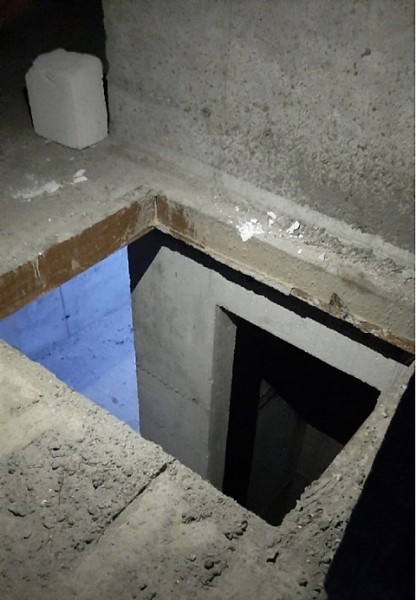 В Дзержинске школьница упала в технический пролет на стройке