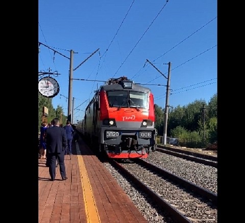 Винтажную платформу для «Стрижа» установили в Нижнем Новгороде