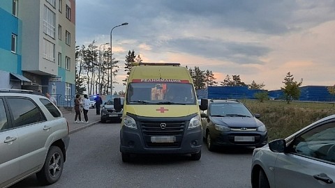 В Дзержинске школьница упала в технический пролет на стройке