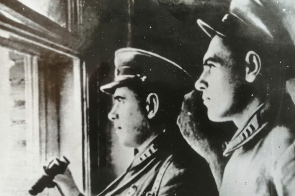 Фронтовой инстаграм: история семьи медиков, родившейся под огнем асов люфтваффе