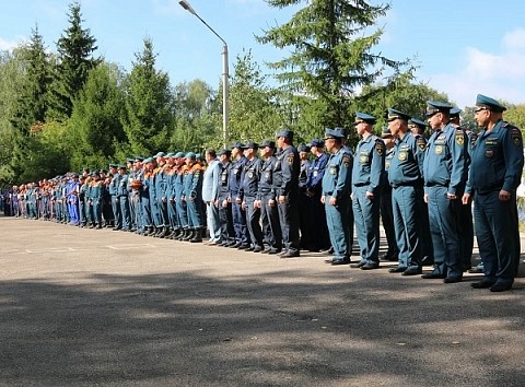 Всероссийские сборы спасателей проходят на Бору