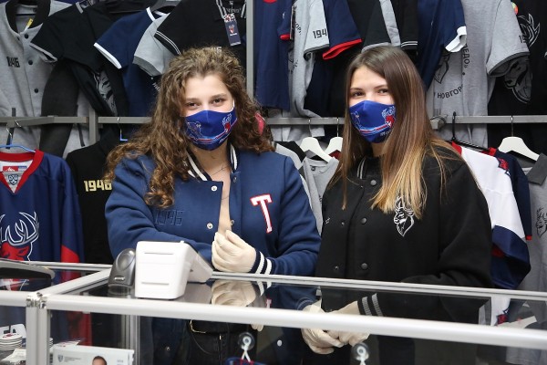 Один за всех - и все за одного! "Торпедо" - СКА! Один за всех - и все за одного! "Торпедо" - СКА!