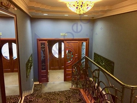 Отель на Большой Покровской продают за 200 млн рублей Отель на Большой Покровской продают за 200 млн рублей