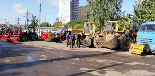 462 дворника будут чистить от снега сормовские дворы этой зимой 462 дворника будут чистить от снега сормовские дворы этой зимой