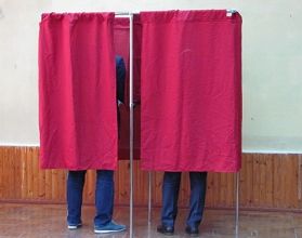 Елена Ленина: Досрочное голосование позволяет соблюсти все эпидемиологические меры и обезопасить избирателей Елена Ленина: Досрочное голосование позволяет соблюсти все эпидемиологические меры и обезопасить избирателей