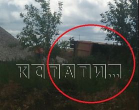 КамАЗ перевернулся на стройплощадке развязки в Ольгине