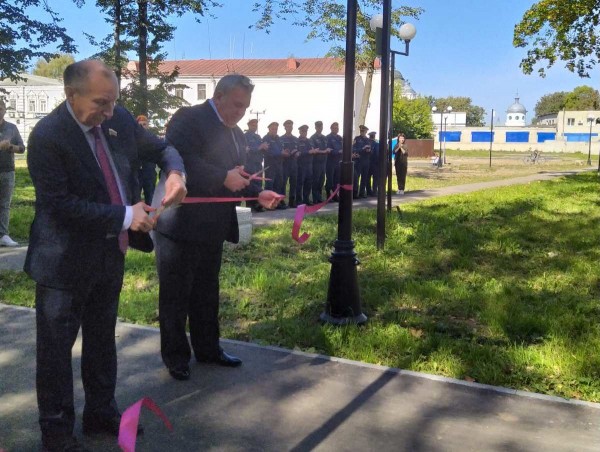 Парк Победы благоустроили в Лыскове благодаря нацпроекту «Жилье и городская среда» Парк Победы благоустроили в Лыскове благодаря нацпроекту «Жилье и городская среда»