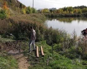 На Щелоковском хуторе владельца одного из домов заподозрили в сливе канализации в озеро