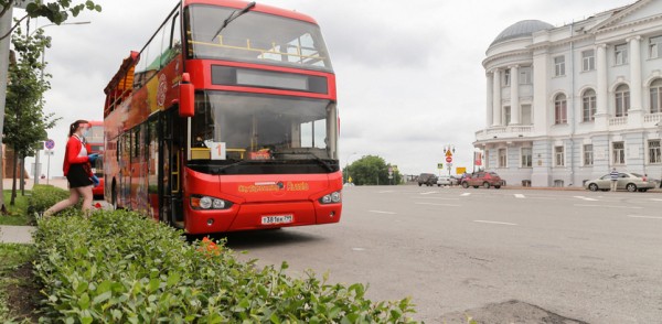 Работа экскурсионного двухэтажного автобуса City Sightseeing Russia  продлена до 13 сентября