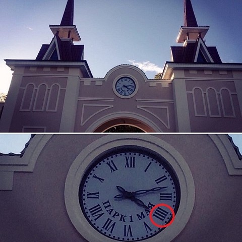 Часы с «неправильной» нумерацией установили в парке им.1 мая