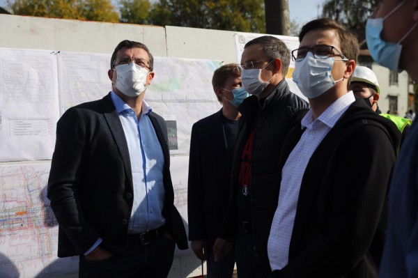 Глеб Никитин провел выездное совещание на месте строительства дорожной развязки в Сормове Глеб Никитин провел выездное совещание на месте строительства дорожной развязки в Сормове