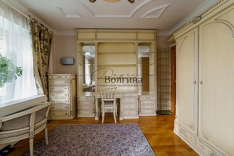 Нижегородцы продают элитную двухуровневую квартиру