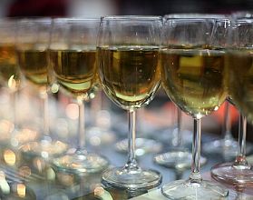 «Наливайкам» в домах нижегородцев запретили торговать спиртным «Наливайкам» в домах нижегородцев запретили торговать спиртным