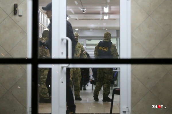 ФСБ задержала группировку, готовившую теракты на линейке 1 сентября ФСБ задержала группировку, готовившую теракты на линейке 1 сентября