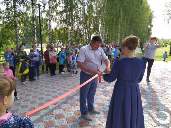 Новая зона отдыха появилась в деревне Подлесово Кстовского района Новая зона отдыха появилась в деревне Подлесово Кстовского района