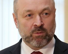 Лебедев покидает пост председателя нижегородского Заксобрания Лебедев покидает пост председателя нижегородского Заксобрания