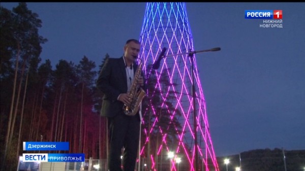 Музыкальный концерт у Шуховской башни в Дзержинске