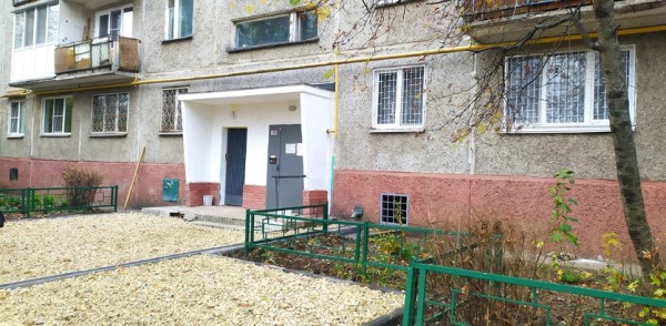 Дворовую территорию на улице Телеграфной в Нижнем Новгороде капитально ремонтируют по нацпроекту &laquo;Жильё и городская среда&raquo;