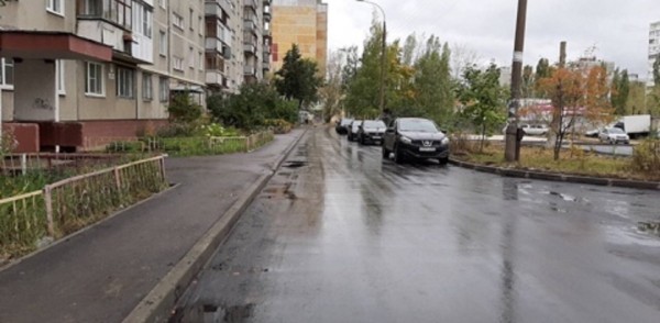 Дворовые территории благоустраивают в Канавинском районе Нижнего Новгорода в рамках нацпроекта «Жилье и городская среда» Дворовые территории благоустраивают в Канавинском районе Нижнего Новгорода в рамках нацпроекта «Жилье и городская среда»