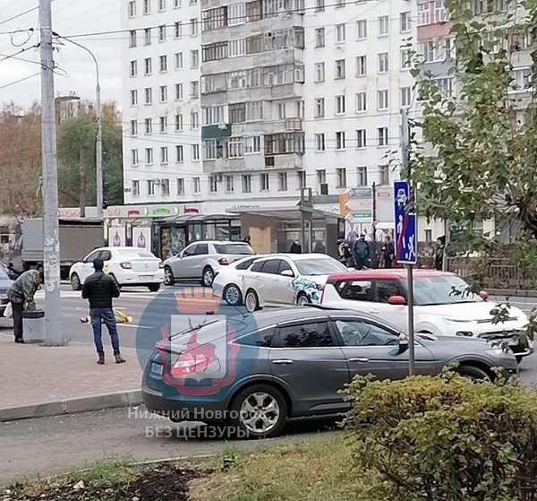 Женщину сбили на проспекте Ленина в Нижнем Новгороде Женщину сбили на проспекте Ленина в Нижнем Новгороде