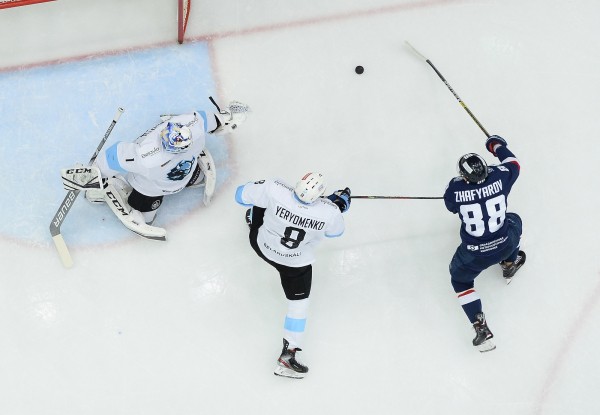 Домашняя битва с «Зубрами»!