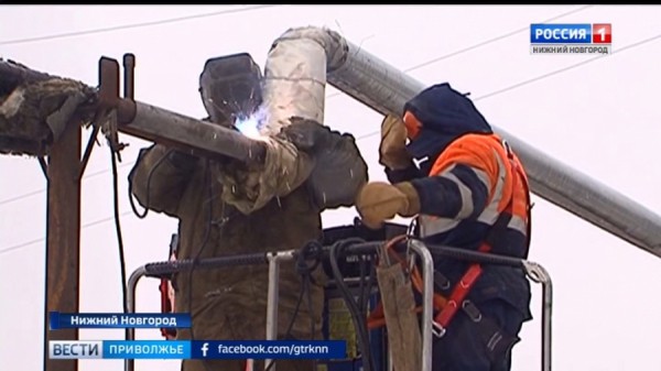 В Нижнем Новгороде из-за аварий на трубопроводе и на магистральной линии теплотрассы отключено водоснабжение и отопление В Нижнем Новгороде из-за аварий на трубопроводе и на магистральной линии теплотрассы отключено водоснабжение и отопление