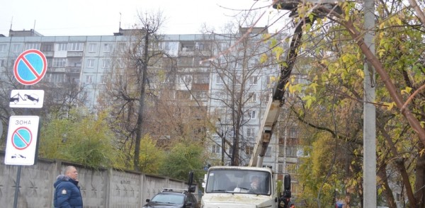 По просьбе нижегородцев на ул. Шаляпина заменили опоры освещения