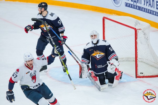 Анонс хоккейного вечера: "Торпедо" - "Металлург" Анонс хоккейного вечера: "Торпедо" - "Металлург"