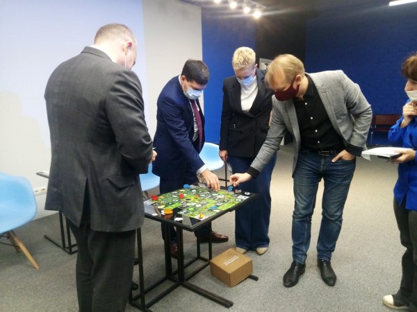 Первую в&nbsp;России настольную экологическую деловую игру &laquo;Как управлять отходами&raquo; презентовали в&nbsp;Нижнем Новгороде 