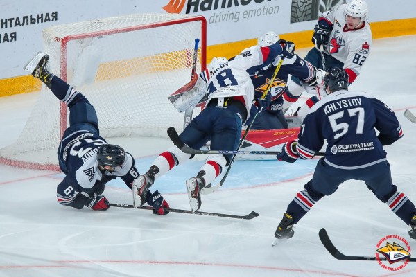 Анонс хоккейного вечера: "Торпедо" - "Металлург" Анонс хоккейного вечера: "Торпедо" - "Металлург"