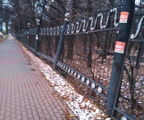 Забор парка «Дубки» в Нижнем Новгороде снова требует ремонта