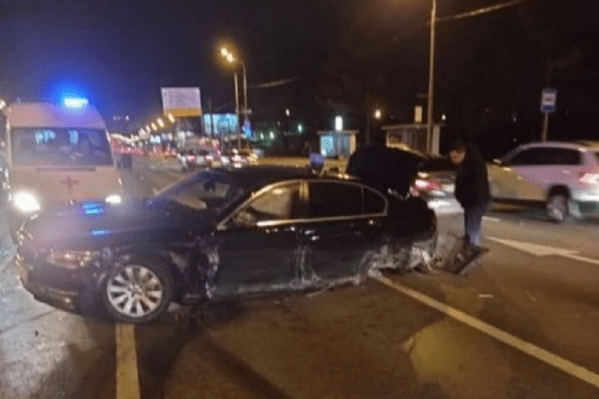 Вице-премьер РФ пострадал в серьезном ДТП в Москве