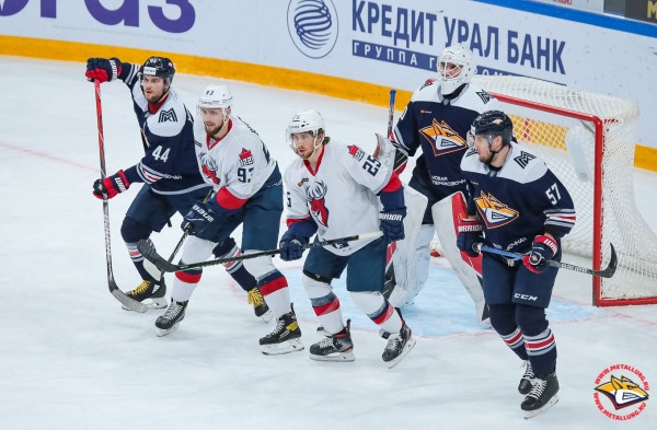 Анонс хоккейного вечера: "Торпедо" - "Металлург" Анонс хоккейного вечера: "Торпедо" - "Металлург"