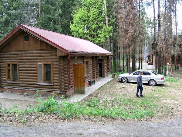 Нижегородцы продают усадьбу на берегу Линды за 15 млн рублей Нижегородцы продают усадьбу на берегу Линды за 15 млн рублей