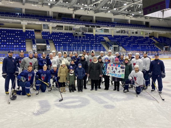 Дети из "Луча" в гостях у "Торпедо" Дети из "Луча" в гостях у "Торпедо"