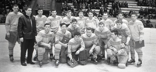 Хоккейному клубу "Торпедо" - 74! Хоккейному клубу "Торпедо" - 74!