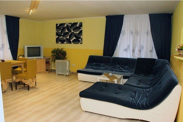 Нижегородцы продают базу отдыха на Горьковском море по объявлению