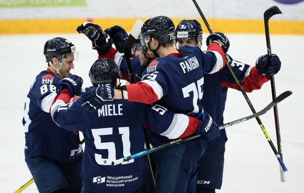 Победа - лучший подарок болельщикам!