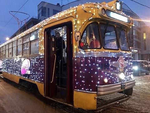 Нижегородский Новогодний трамвай претендует на московскую премию  