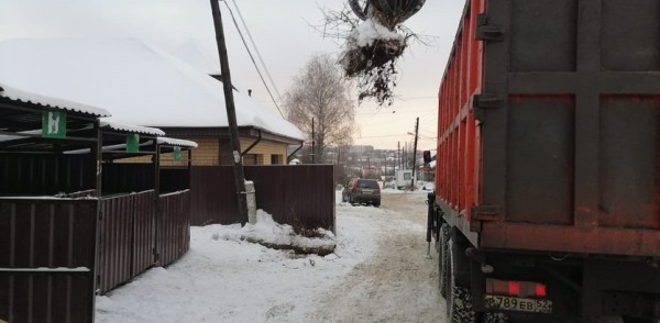 150 куб. метров веток и мусора вывезли с контейнерных площадок Приокского района Нижнего Новгорода