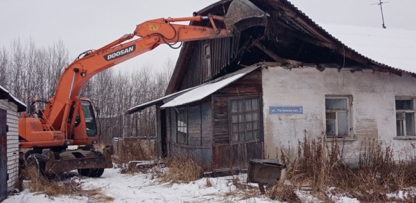 Три аварийных дома расселили в Автозаводском районе Нижнего Новгорода Три аварийных дома расселили в Автозаводском районе Нижнего Новгорода