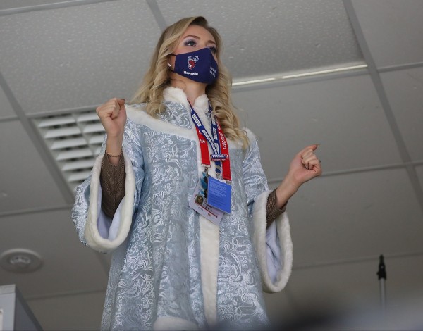 Рождественским вечером встречаемся на хоккее!