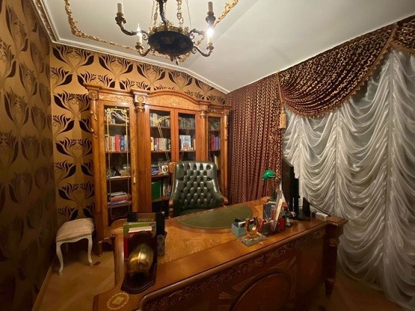 Нижегородцы продают «королевскую» квартиру на улице Минина Нижегородцы продают «королевскую» квартиру на улице Минина