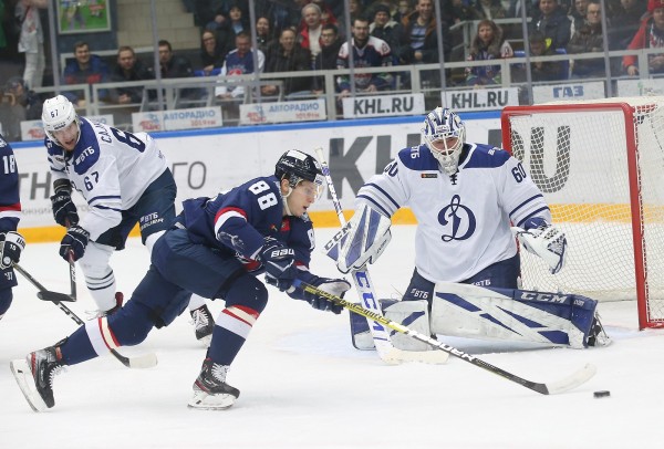 Классика хоккейного жанра! «Торпедо» принимает «Динамо» Классика хоккейного жанра! «Торпедо» принимает «Динамо»