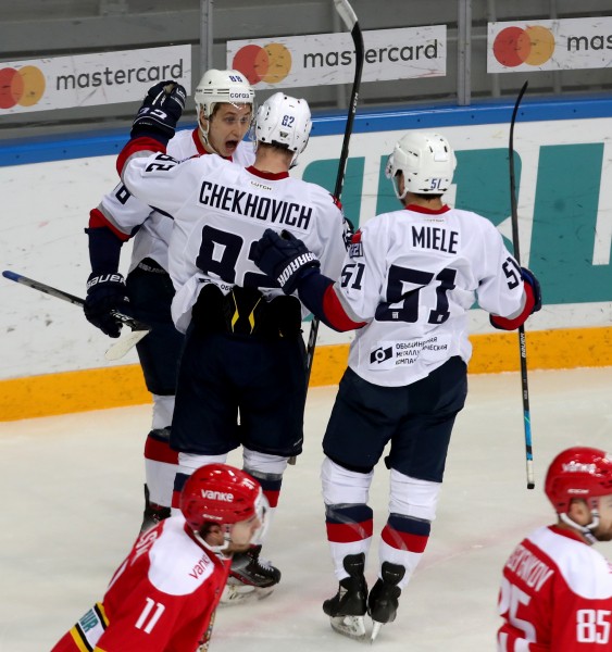 «Торпедо» - «Куньлунь Ред Стар»: Билеты - в наличии! «Торпедо» - «Куньлунь Ред Стар»: Билеты - в наличии!