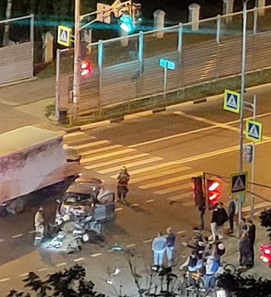 Два человека пострадали в ДТП с мотоциклом в Автозаводском районе