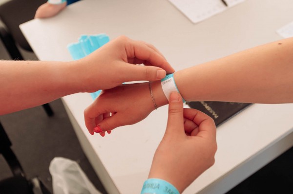 Более 200 человек вакцинировалось от коронавируса в рамках третьего дня фестиваля «Столица закатов» в Нижнем Новгороде 