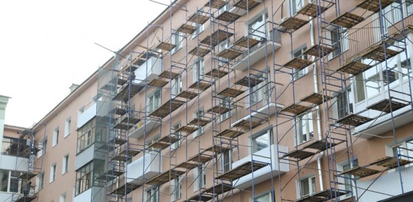 Юрий Шалабаев рекомендовал подрядчикам ускорить ремонт жилых домов, чтобы не доставлять длительных неудобств жителям Юрий Шалабаев рекомендовал подрядчикам ускорить ремонт жилых домов, чтобы не доставлять длительных неудобств жителям