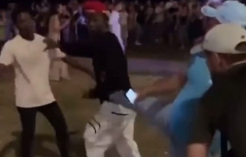 Массовая драка завязалась в ходе вечеринки на Нижне-Волжской набережной Массовая драка завязалась в ходе вечеринки на Нижне-Волжской набережной